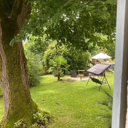 Alojamento de Acomodação e Pequeno-almoço 7 Dagnaud De La Tude Our Family Style With En-suite Montboyer